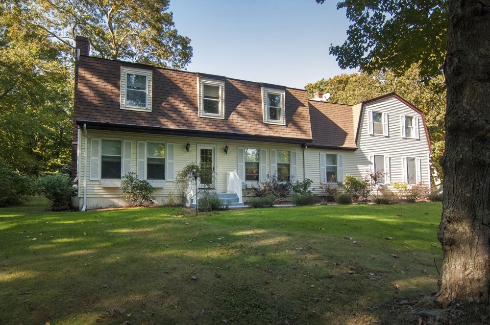 Click to enlarge 23 Susan Terrace Waterford CT 06385 23 Susan Terrace Waterford CT 06385