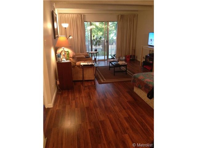 8060 E Girard #106