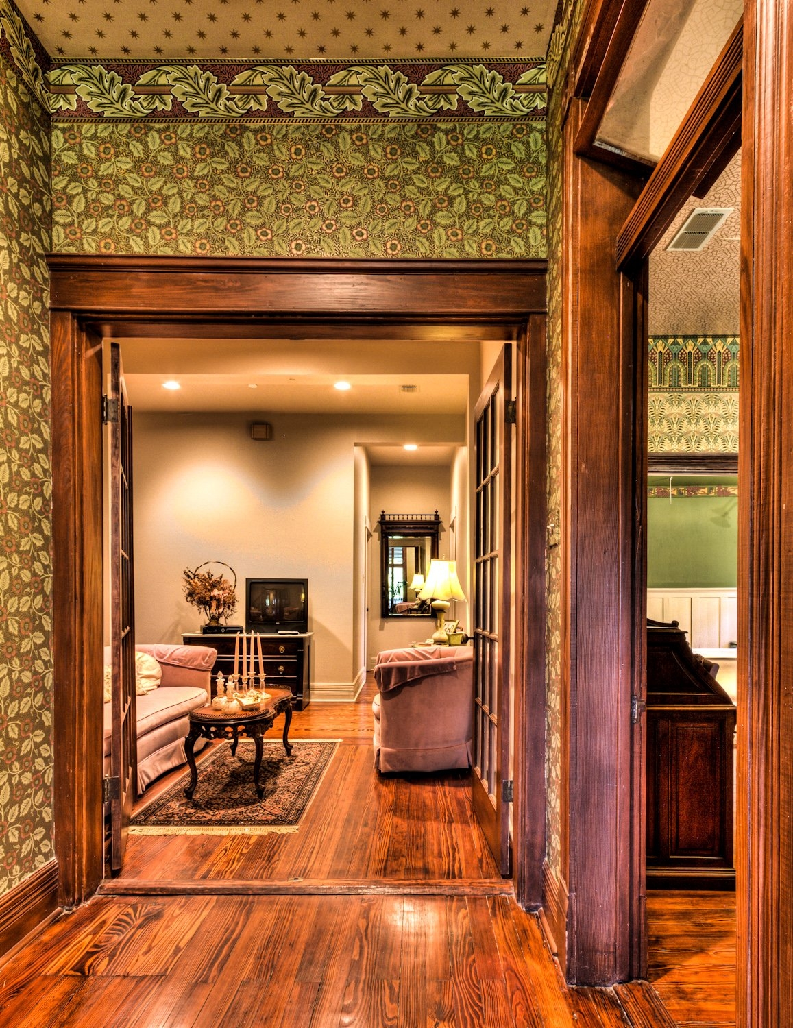 Antiques around the World Texas Hodges Hill Victorian home for sale