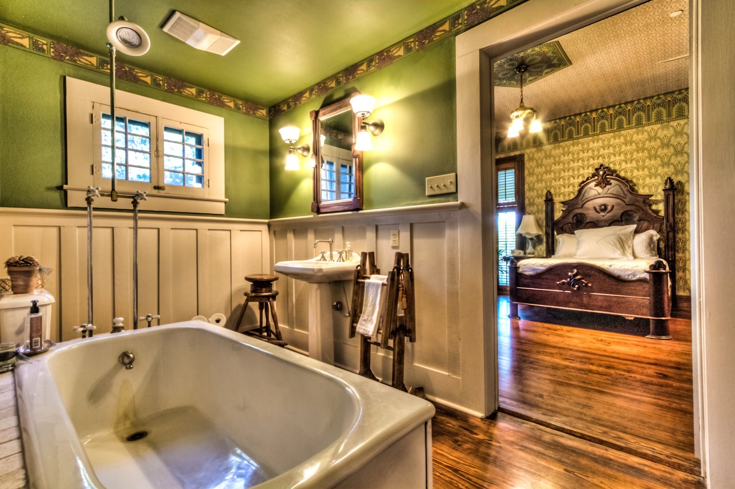 Antiques around the World Texas Hodges Hill Victorian home for sale