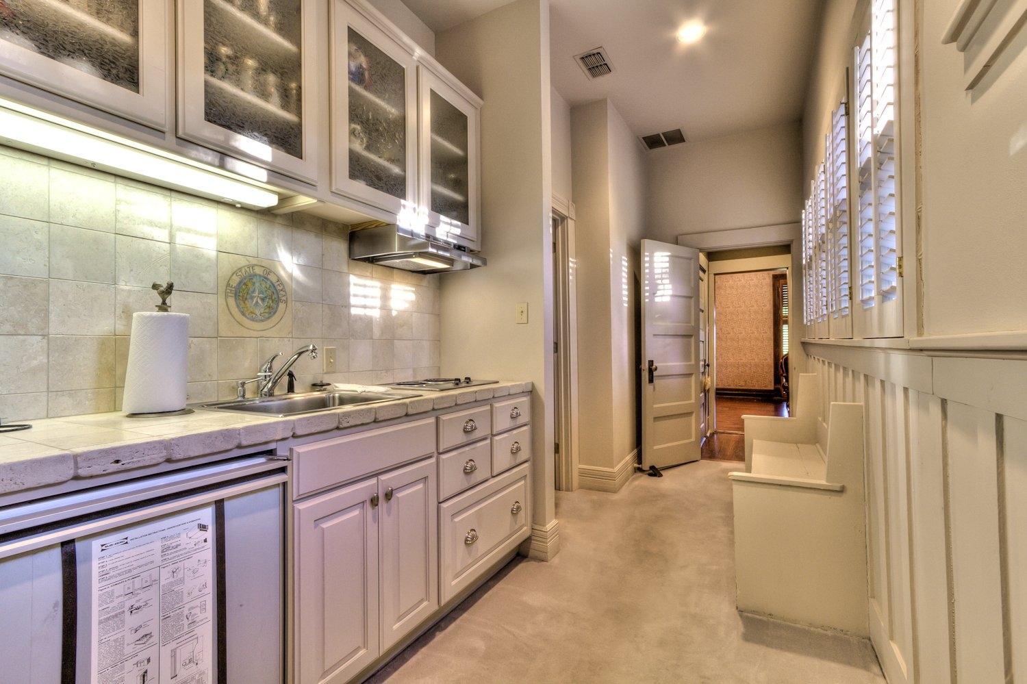 Antiques around the World Texas Hodges Hill Victorian home for sale