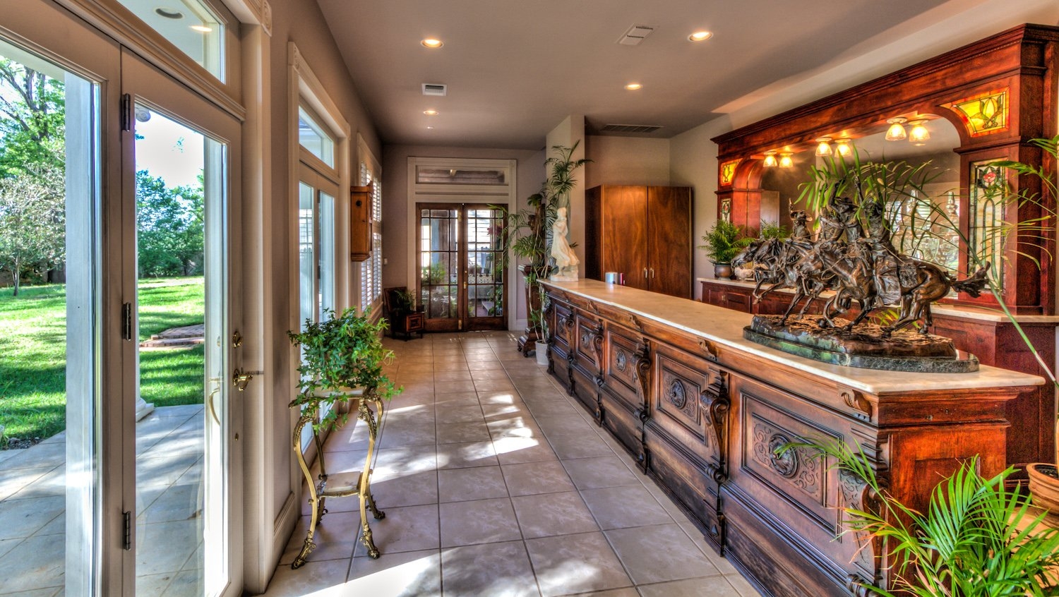 Antiques around the World Texas Hodges Hill Victorian home for sale